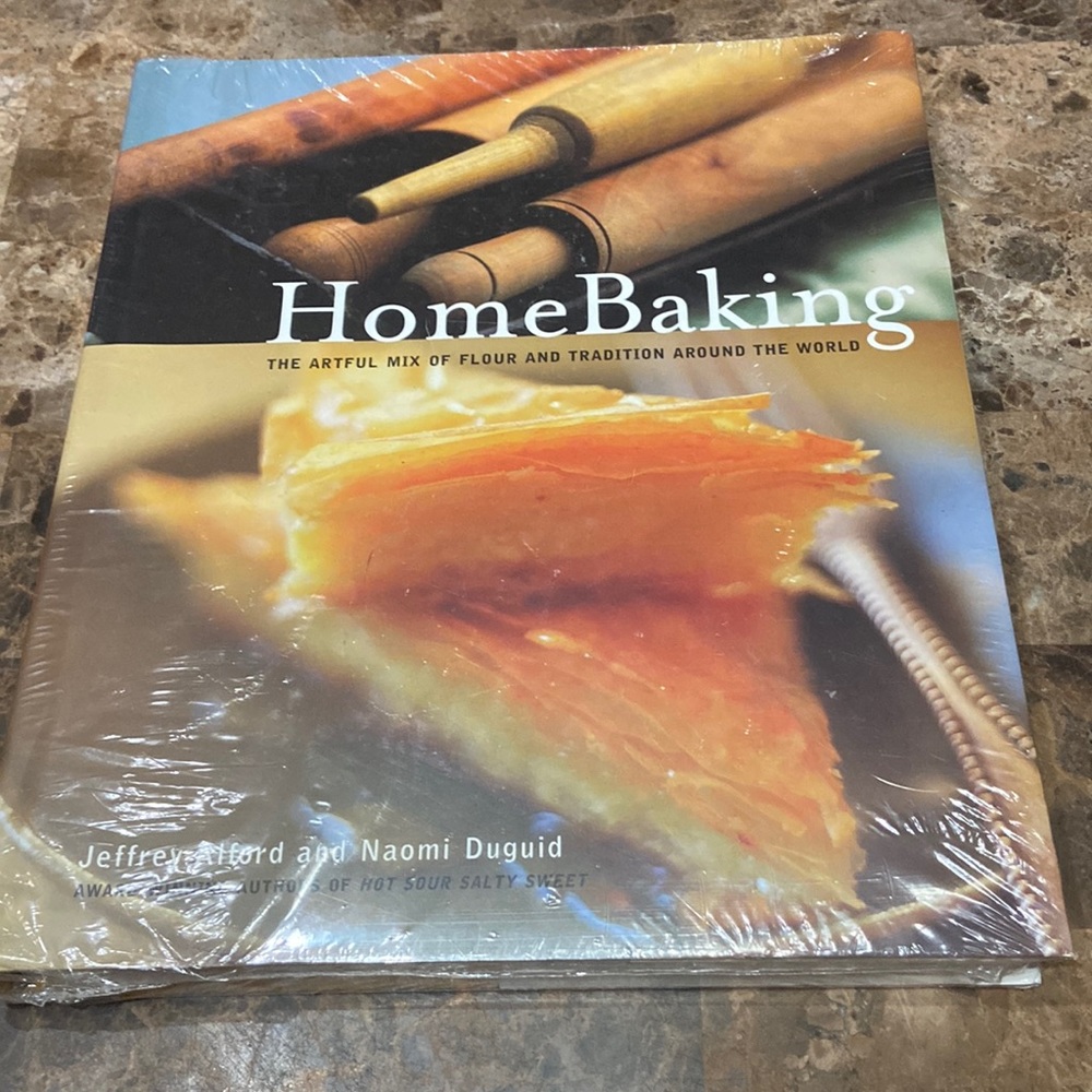 Home baking: the artful mix of flour and tradition around the world book